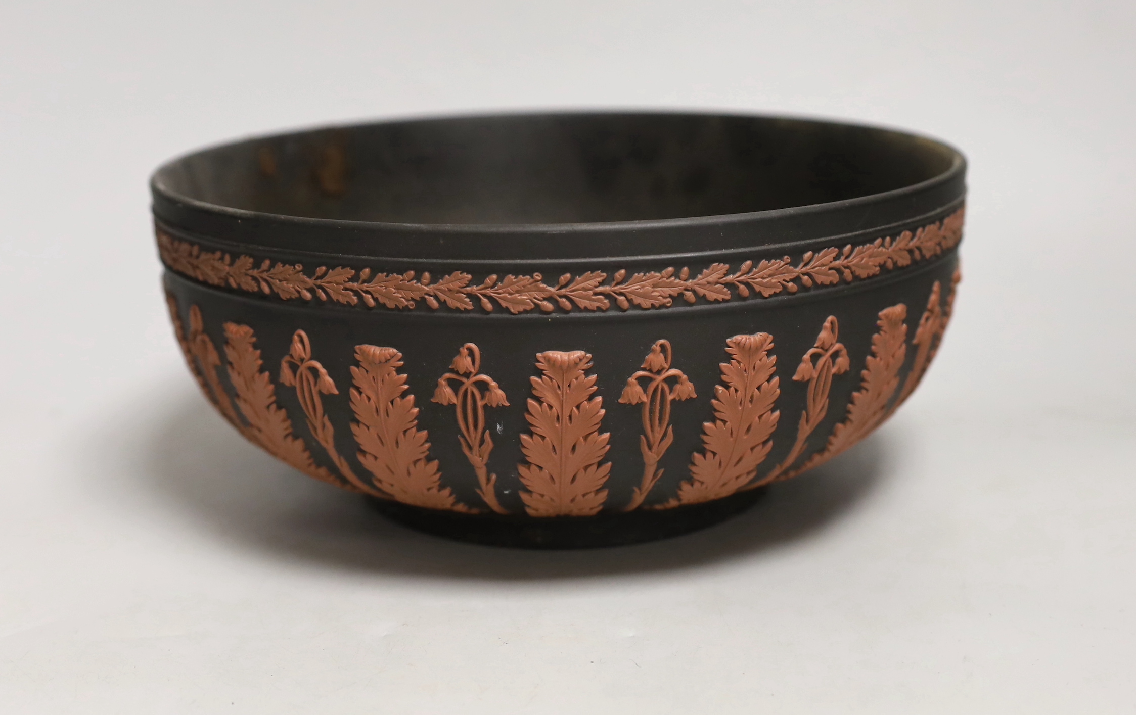 A Wedgwood black and terracotta jasper bowl, 25.5cm diameter